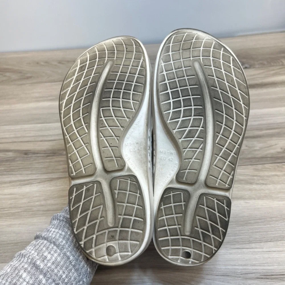 Oofos‎ Oolala Luxe Flip Flop Sandals White Mens 9 Women's Size 11 EU 42